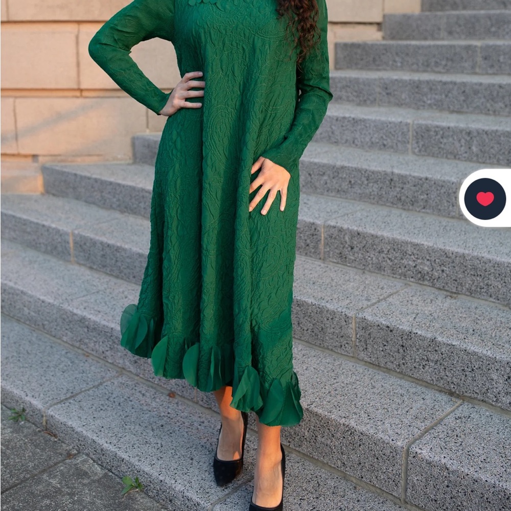 Chic Long Sleeve Green Dress - Picture 2 of 2